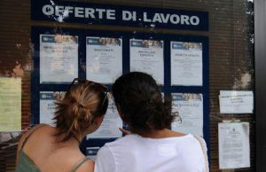 tirocini-nessuna-irregolarit-and-agrave-da-venerd-and-igrave-vincitori-a-lavoro