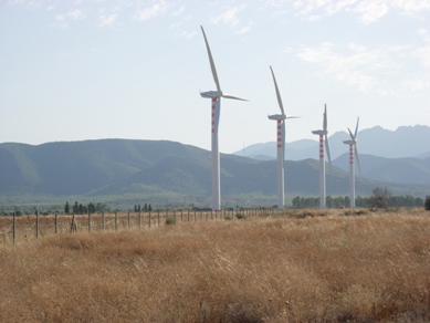 vertenza-sardinia-green-island-protesta-a-50-metri-di-altezza-tre-operai-salgono-sui-silos