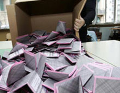 Instant poll: ecco i primi risultati. In testa coalizione Pd-Sel instant-poll-ecco-i-primi-risultati-in-testa-coalizione-pd-sel