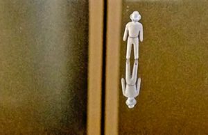 and-quot-alone-and-quot-la-solitudine-tra-installazione-e-fotografia-all-espace-s-and-p