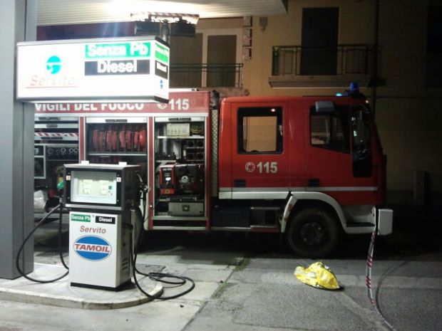 esplosione-in-viale-marconi-si-segue-la-pista-dell-attentato