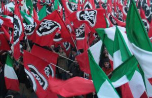 25-aprile-sale-la-tensione-scontro-tra-sinistra-e-casapound