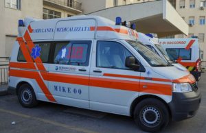 furgone-si-schianta-contro-il-muro-e-si-ribalta-muore-il-conducente