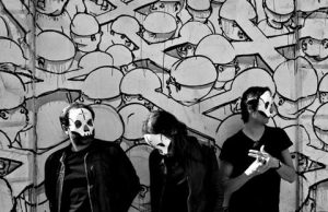 frades-festival-a-serramanna-suonano-i-tre-allegri-ragazzi-morti