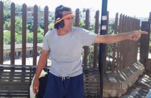 “Contro la schiavitù del denaro dormo dietro il carcere e suono il bongo” and-ldquo-contro-la-schiavit-and-ugrave-del-denaro-dormo-dietro-il-carcere-e-suono-il-bongo-and-rdquo