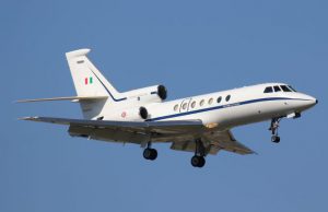 neonato-cagliaritano-a-massa-con-un-falcon-militare