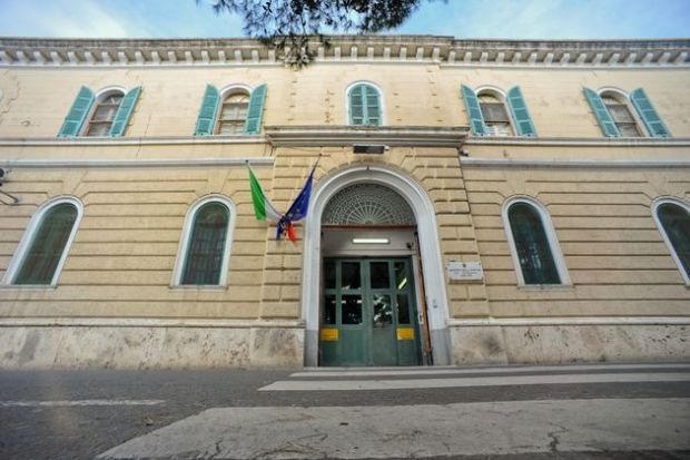 eroina-e-13-mila-euro-in-auto-arrestato-un-nigeriano