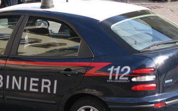 picchia-minaccia-la-madre-anziana-e-spaccia-droga-arrestato
