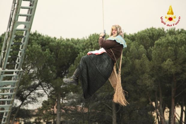Centinaia di bimbi alla “befana dei vigili del fuoco” al Bastione centinaia-di-bimbi-alla-and-ldquo-befana-dei-vigili-del-fuoco-and-rdquo-al-bastione