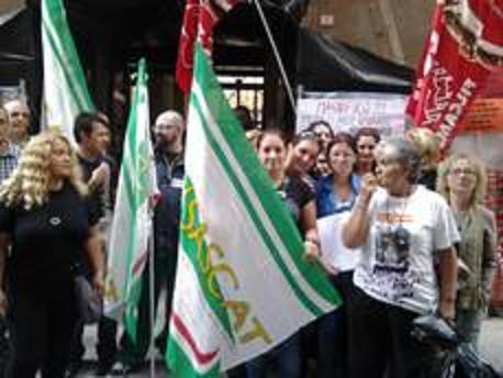 cagliari-sit-in-appalti-pulizia-davanti-a-rettorato-contestato-taglio-ore-lavoro