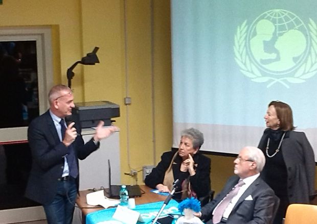 and-ldquo-un-impegno-visibile-per-i-bambini-invisibili-and-rdquo-il-corso-di-studi-che-unisce-unicef-e-universit-and-agrave