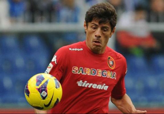 il-cagliari-torna-al-successo-salvezza-pi-and-ugrave-vicina