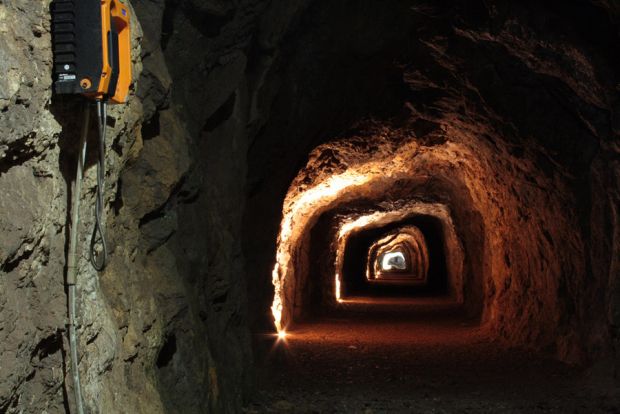 stop-alle-occupazioni-nelle-miniere-di-campo-pisano-e-lula