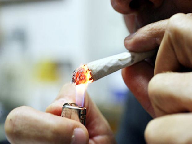 Fumavano spinelli sul bus dell’Arst fumavano-spinelli-sul-bus-dell-and-rsquo-arst-denunciati-tre-studenti