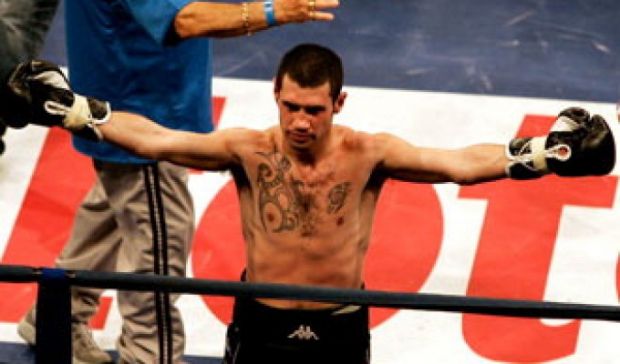 boxe-sarritzu-perde-ai-punti-il-titolo-europeo