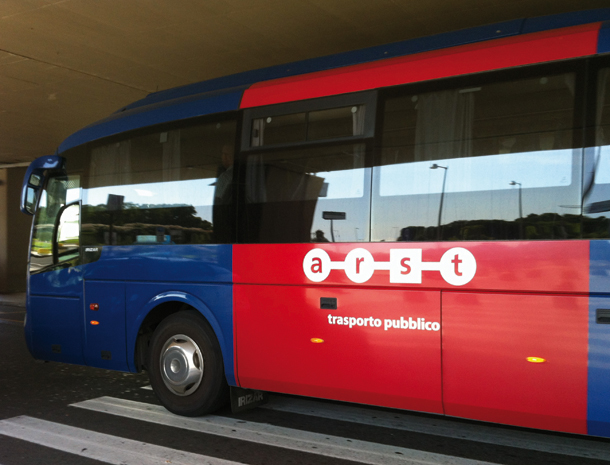 caos-sul-bus-dell-and-rsquo-arst-denunciati-cinque-studenti