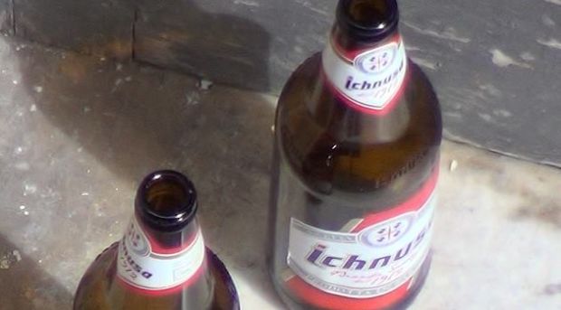 gli-invincibili-caddozzi-in-piazza-santo-sepolcro-400-bottiglie-di-birra-and-ldquo-pi-and-ugrave-delle-altre-volte-and-rdquo