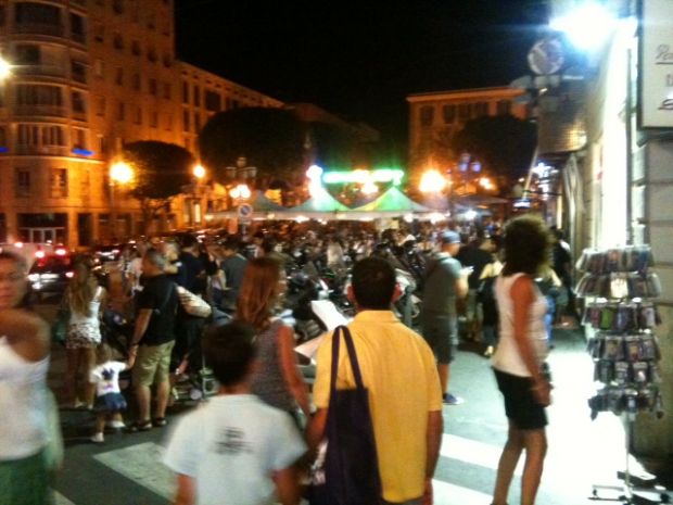 saldi-oggi-shopping-notturno-e-domani-musei-gratis