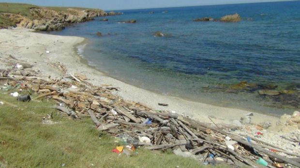 la-denuncia-malu-entu-isola-abbandonata-in-balia-di-tombaroli-e-turismo-incontrollato