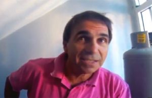 impedisce-pignoramento-minacciando-di-far-saltare-la-casa-con-una-bombola-del-gas-video