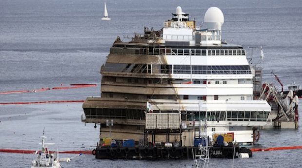costa-concordia-equipe-di-esperti-dell-universit-and-agrave-di-cagliarita-al-lavoro