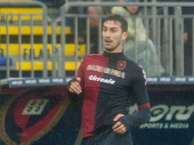 astori-saluta-i-tifosi-rossobl-and-ugrave-and-ldquo-li-ringrazio-tutti-forza-casteddu-and-rdquo