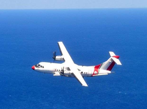 caccia-al-surfista-scomparso-in-azione-il-velivolo-manta-arrivato-da-pescara