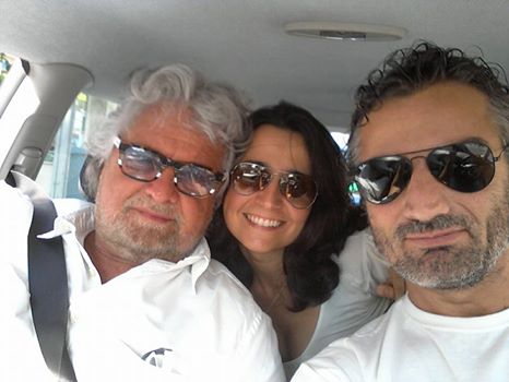 grillo-a-la-maddalena-tra-le-incompiute-della-and-quot-cricca-and-quot-and-ldquo-terra-vilipesa-and-rdquo