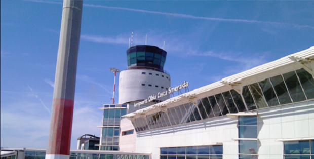 loiri-l-incendio-blocca-l-aeroporto-disagi-per-quasi-cinquemila-passeggeri