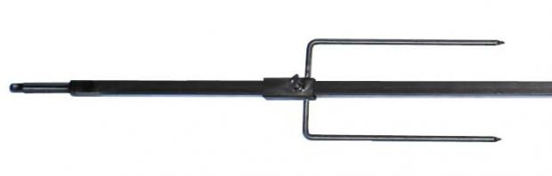 allontanato-dai-buttafuori-torna-e-li-ferisce-con-uno-spiedo