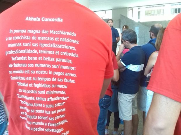 cagliari-i-lavoratori-akhela-al-consiglio-regionale-video