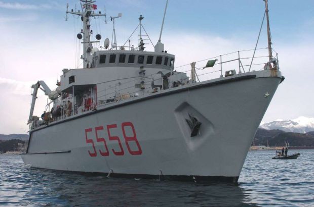 Al porto la Cacciamine “Crotone” al-porto-la-cacciamine-and-ldquo-crotone-and-rdquo