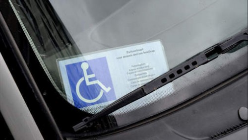 smaschera-i-finti-pass-per-disabili-premiata-l-app-sarda