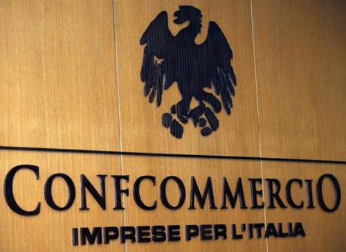 Confcommercio confcommercio-i-ribelli-and-quot-scovano-call-center-elettorale-and-rdquo-in-sede-and-laquo-via-o-chiamiamo-il-112-and-raquo