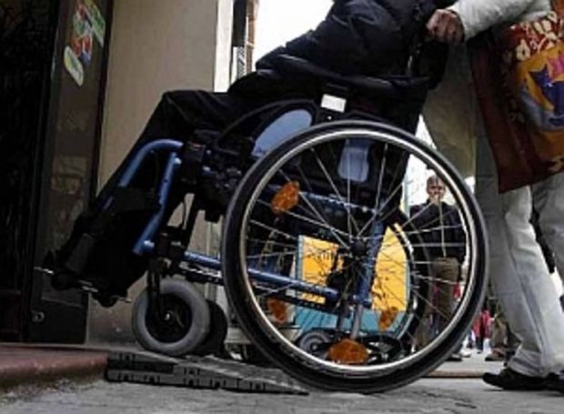 tagli-all-assistenza-degli-studenti-disabili-operatori-in-piazza-il-20-ottobre