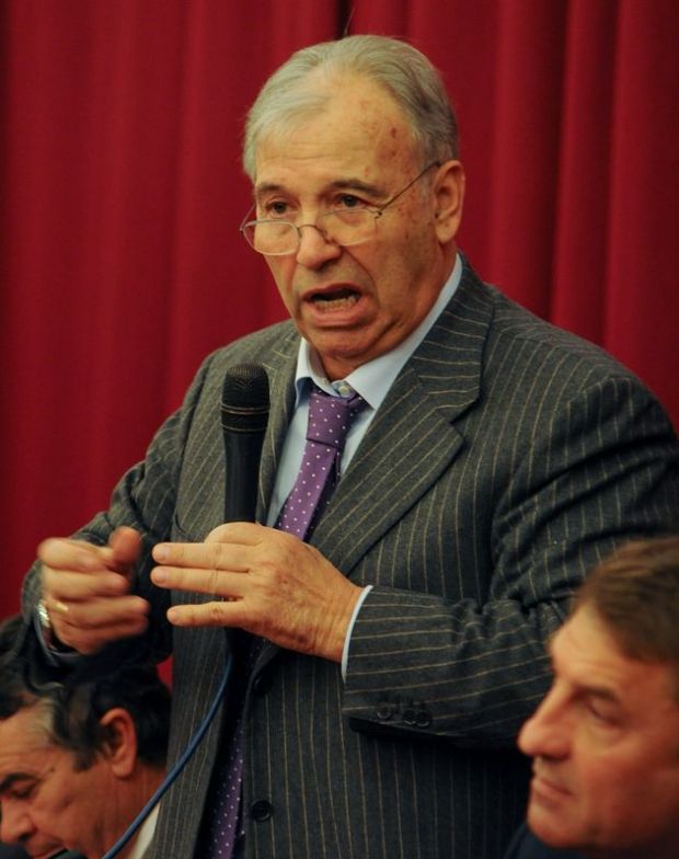 fondi-ai-gruppi-riparte-l-and-rsquo-inchiesta-oppi-e-marracini-non-rispondono-al-pm