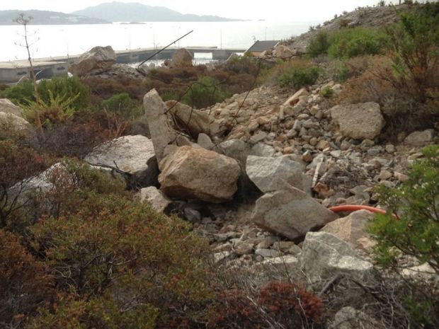 pili-and-ldquo-scempio-ambientale-a-santo-stefano-ruspe-di-stato-in-azione-and-rdquo