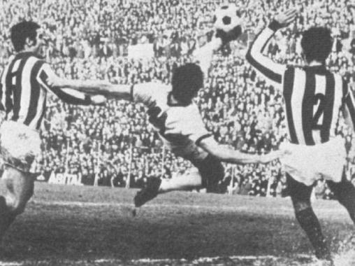 gigi-riva-venerd-and-igrave-il-campione-compie-70-anni-tutti-i-numeri-del-bomber-tra-azzurro-e-rossobl-and-ugrave