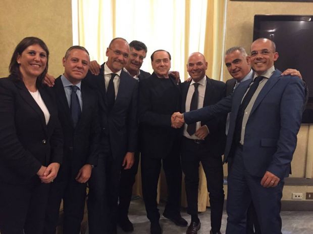fi-faccia-a-faccia-tra-i-consiglieri-sardi-e-berlusconi-entro-novembre-nuovo-coordinatore