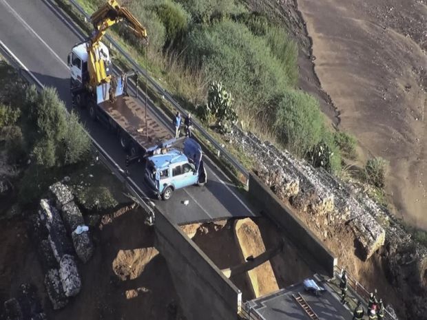 alluvione-la-vedova-dell-and-rsquo-agente-tanzi-entrer-and-agrave-in-polizia