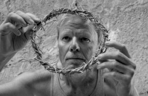 dopo-il-successo-and-ldquo-il-rosa-nudo-and-rdquo-il-cagliaritano-coda-al-lavoro-per-un-film-sul-bullismo