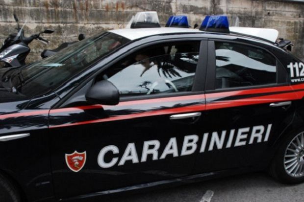 investe-una-coppia-di-anziani-e-aggredisce-i-carabinieri-arrestato