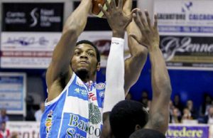 dinamo-ko-a-capo-d-and-rsquo-orlando-sassaresi-abbandonano-la-vetta