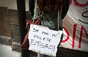 and-ldquo-studenti-senza-tetto-and-rdquo-flash-mob-di-protesta-in-rettorato