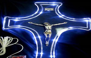 crocifisso-elettrico-va-in-corto-fa-esplodere-una-bombola-e-crollare-un-muro