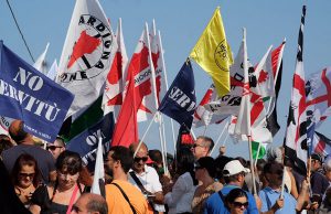 Manifestazione “No basi” il questore avverte: “Nessun atto di violenza sarà tollerato” manifestazione-and-ldquo-no-basi-and-rdquo-il-questore-avverte-and-ldquo-nessun-atto-di-violenza-sar-and-agrave-tollerato-and-rdquo