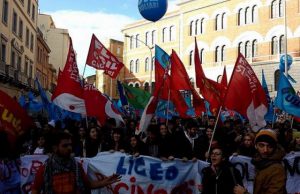 Lavoratori, precari e pensionati: migliaia di sardi in piazza contro Jobs act e il Governo lavoratori-precari-e-pensionati-migliaia-di-sardi-in-piazza-contro-jobs-act-e-il-governo