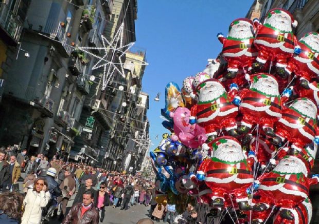 natale-vendite-in-calo-in-sardegna-spesa-media-non-oltre-i-110-euro-gi-and-ugrave-del-42-rispetto-al-2009