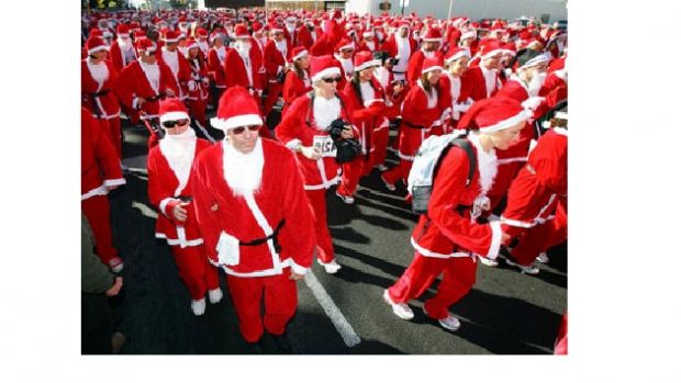 and-quot-babbi-natale-in-corsa-and-quot-marted-and-igrave-23-gara-di-beneficenza-in-citt-and-agrave