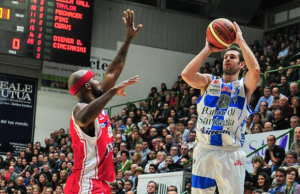 banco-di-sardegna-sassari-batte-grissinbon-reggio-emilia-87-74